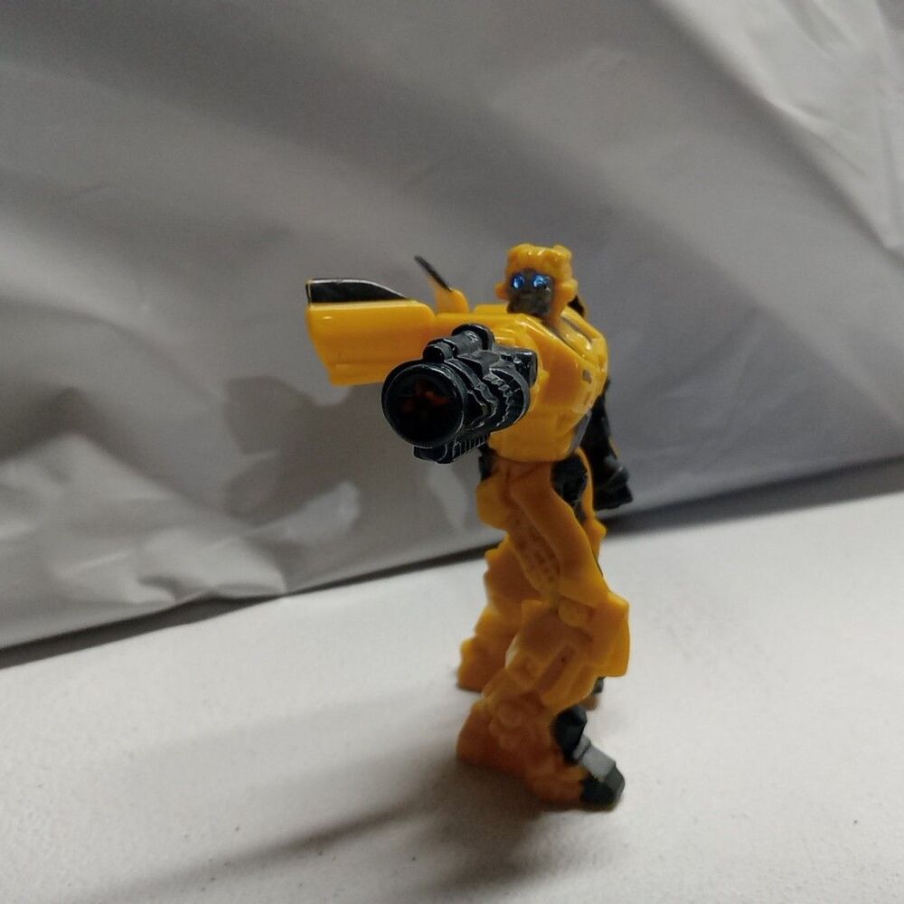 Transformers Bumblebee Toy McDonalds happy meal 2010